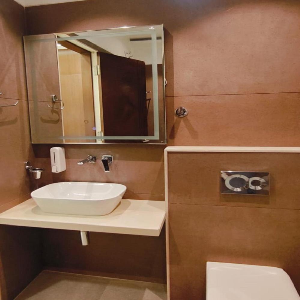 The Meera Hotel Ujjain Exterior photo